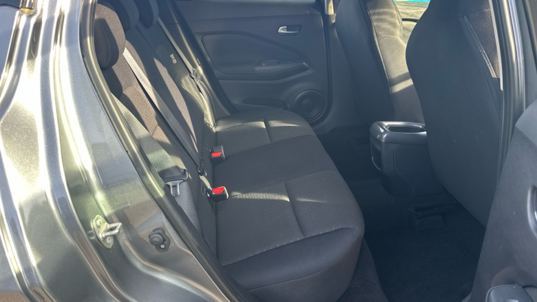 Nissan Juke 1.0 DiG-T 114 Acenta 5dr Petrol Hatchback